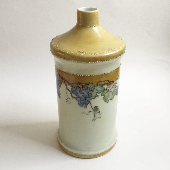 Vintage Hand Painted Grape Grapevine Art Nouveau Style Bottle Vase Signed - Picture 3 of 6